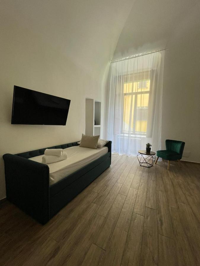 Palazzo Belmosto Naples Exterior photo