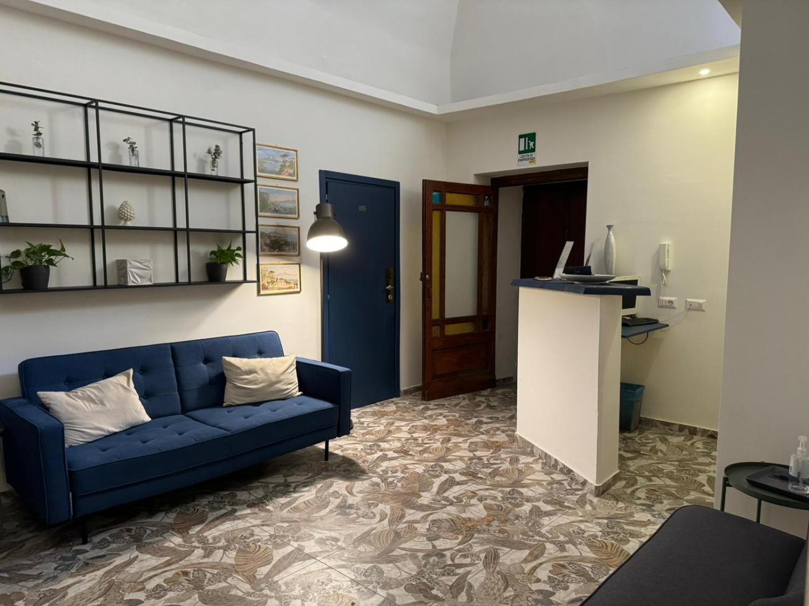 Palazzo Belmosto Naples Exterior photo
